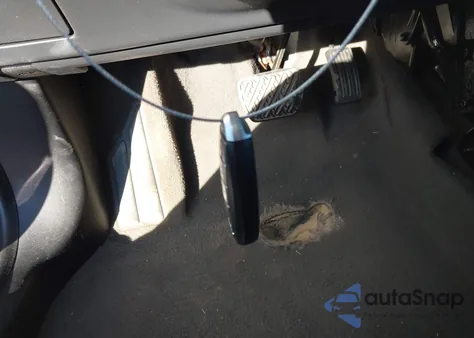 2011 Nissan Sentra 2.0Sr z USA, uszkodzony, nr VIN 3N1AB6AP6BL647038